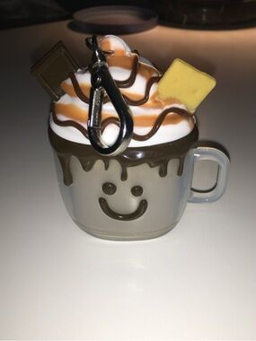 Bath & Body Works Marshmallow Latte Pocketback Holder